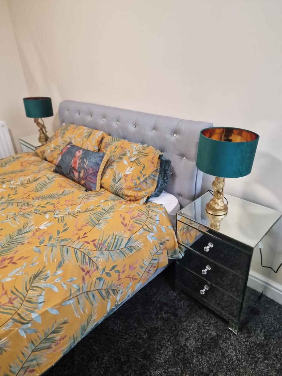 Levy Nook 3 Apartment Дарлингтън Екстериор снимка