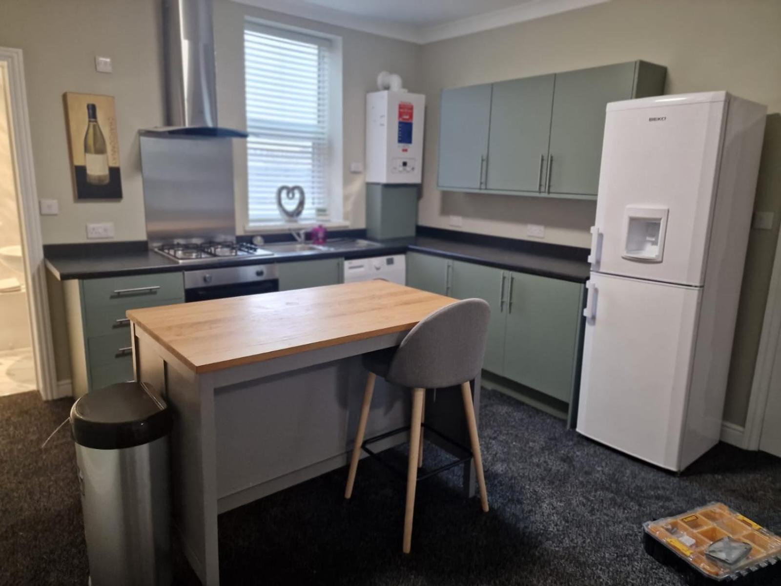Levy Nook 3 Apartment Дарлингтън Екстериор снимка
